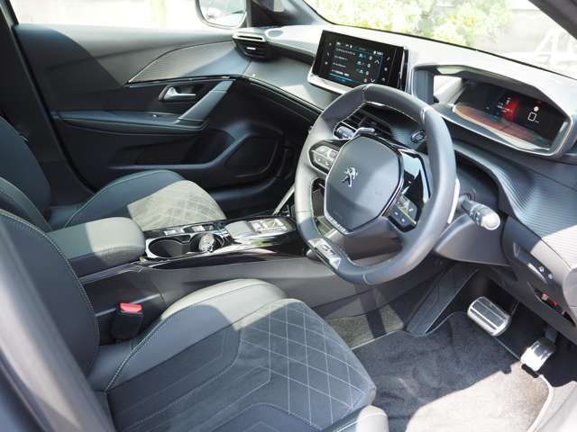 PEUGEOT PEUGEOT 208 2023