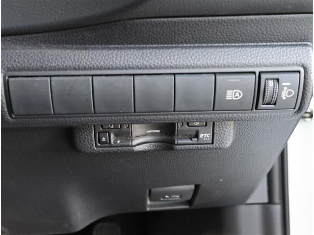 TOYOTA COROLLA TOURING 2023