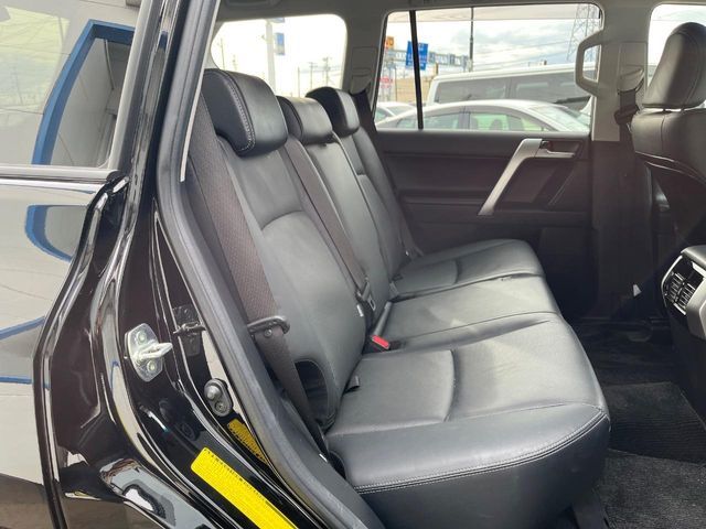 TOYOTA LANDCRUISER PRADO 2022