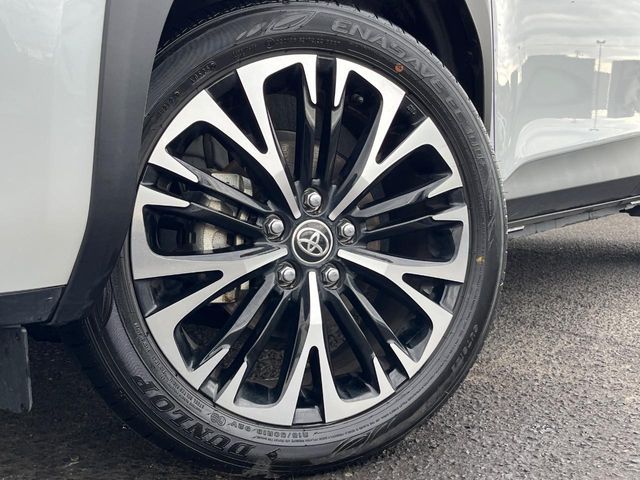 TOYOTA YARIS CROSS 2025