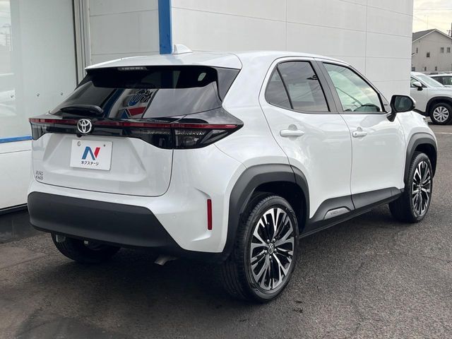 TOYOTA YARIS CROSS 2025