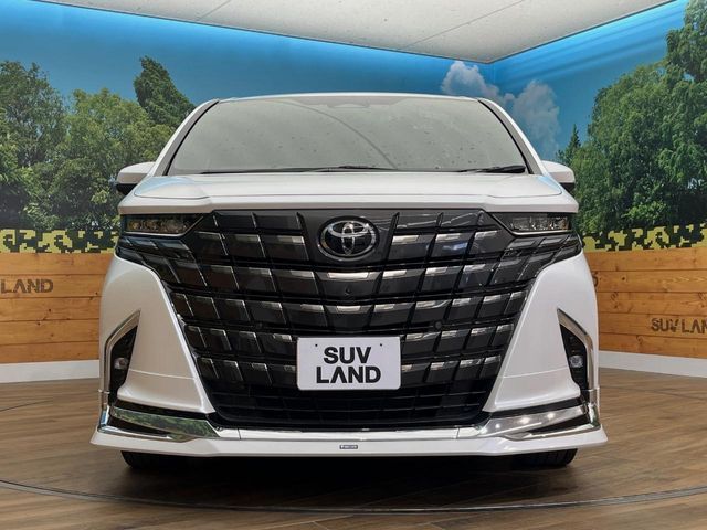TOYOTA ALPHARD hybrid 4WD 2024