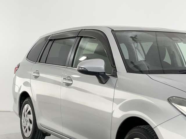 TOYOTA COROLLA FIELDER 2019