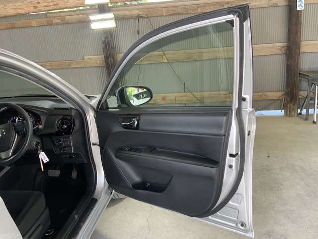 TOYOTA COROLLA FIELDER 2019