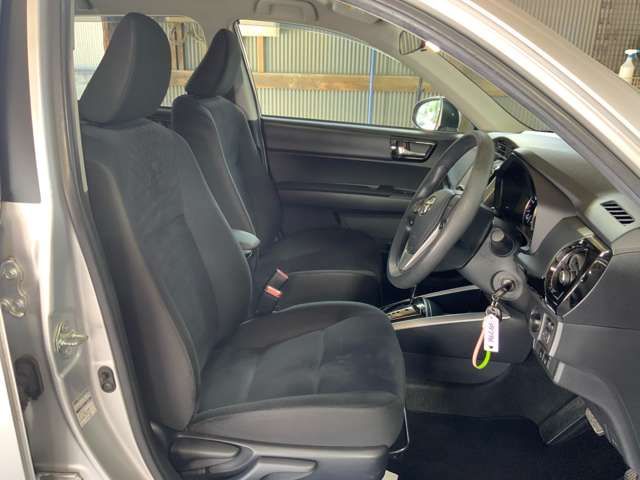 TOYOTA COROLLA FIELDER 2019