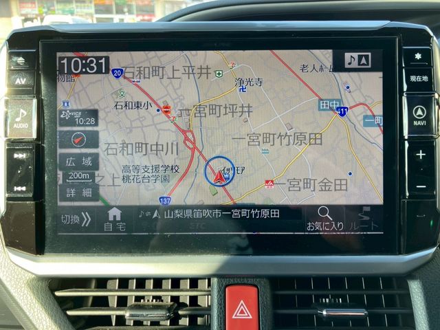 TOYOTA VOXY HYBRID 2019