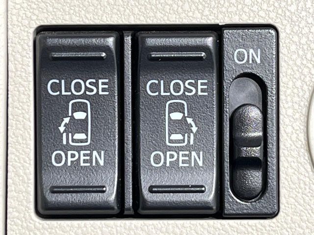 DAIHATSU TANTO 4WD 2018