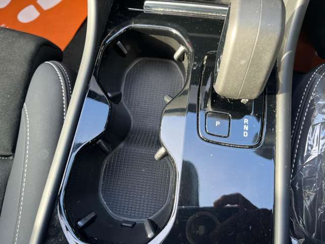 VOLVO VOLVO C40 2023