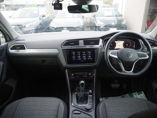 VOLKSWAGEN VOLKSWAGEN TIGUAN 2022