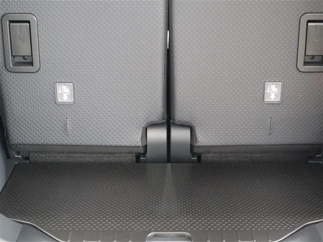 DAIHATSU TANTO FAN CROSS 2025