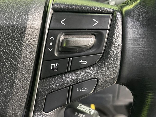 TOYOTA VELLFIRE 2017