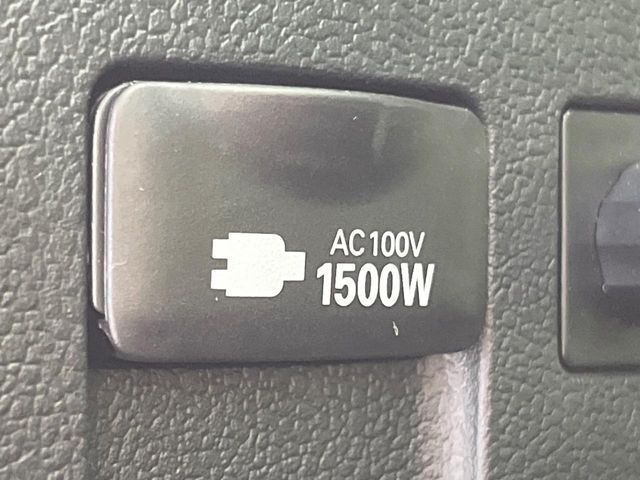 TOYOTA PRIUS PHV 2017