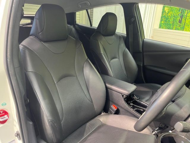 TOYOTA PRIUS PHV 2017