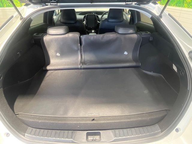 TOYOTA PRIUS PHV 2017