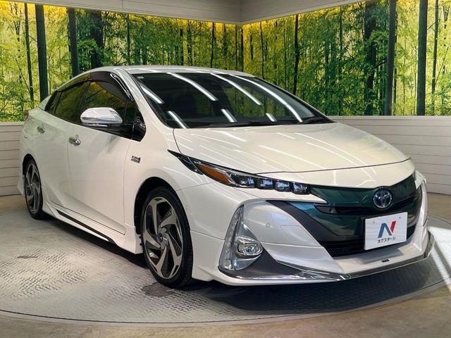 TOYOTA PRIUS PHV 2017