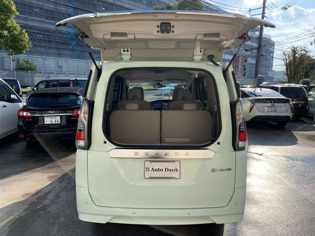 NISSAN SERENA  WG 2018