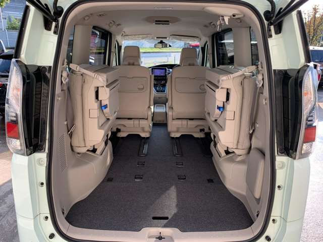 NISSAN SERENA  WG 2018
