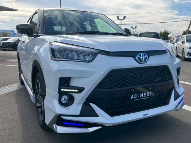 TOYOTA RAIZE HYBRID 2025