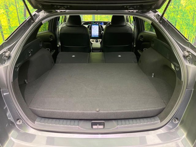 TOYOTA PRIUS PHV 2017