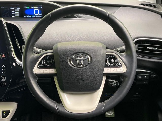 TOYOTA PRIUS PHV 2017