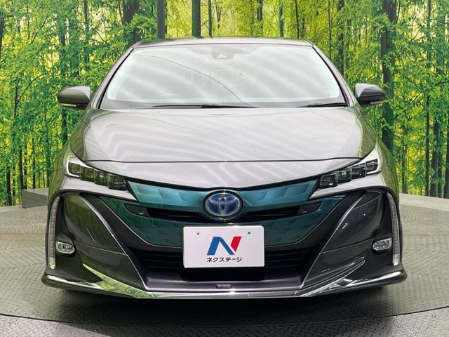 TOYOTA PRIUS PHV 2017