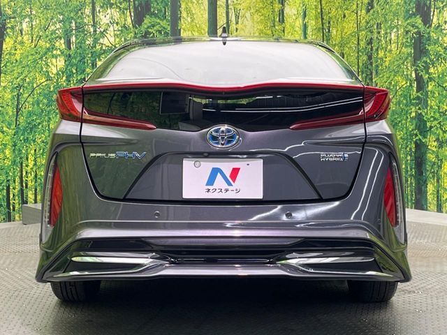 TOYOTA PRIUS PHV 2017