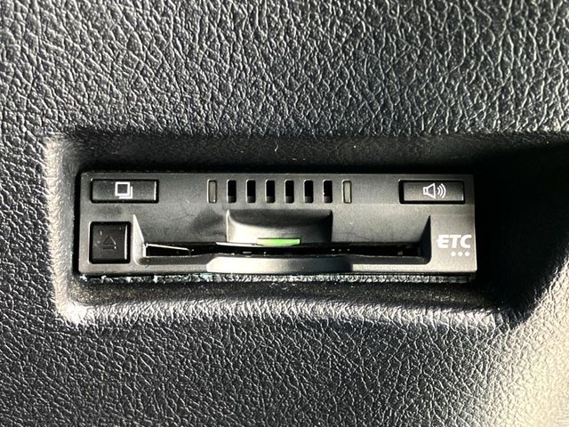 TOYOTA SIENTA HYBRID 2019