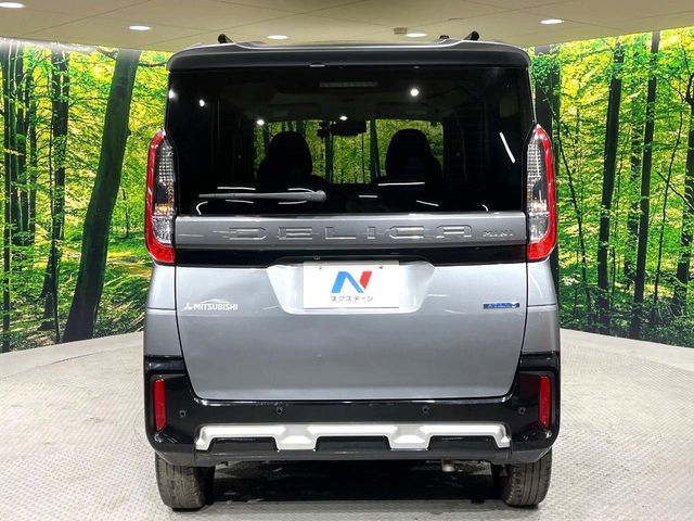 MITSUBISHI DELICA MINI 2024