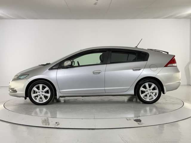 HONDA INSIGHT 2011