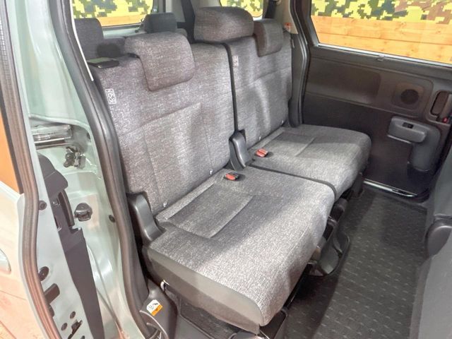 TOYOTA SIENTA HYBRID 2025