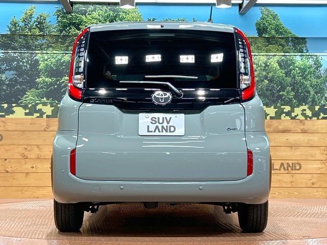 TOYOTA SIENTA HYBRID 2025