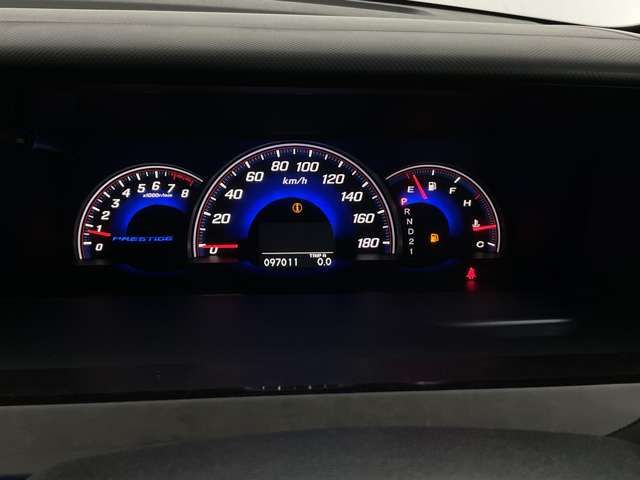 HONDA ELYSION PRESTIGE 2012