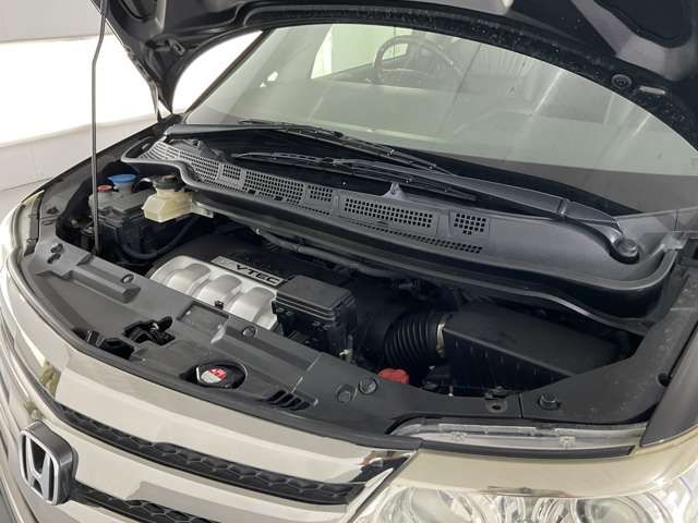 HONDA ELYSION PRESTIGE 2012