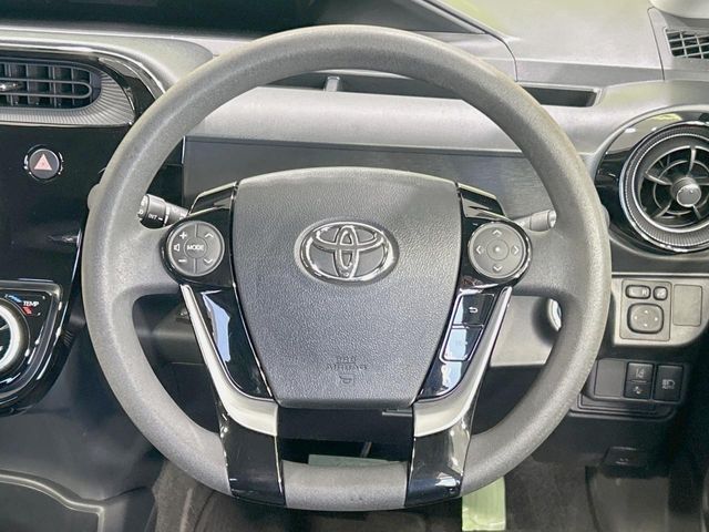 TOYOTA AQUA 2018