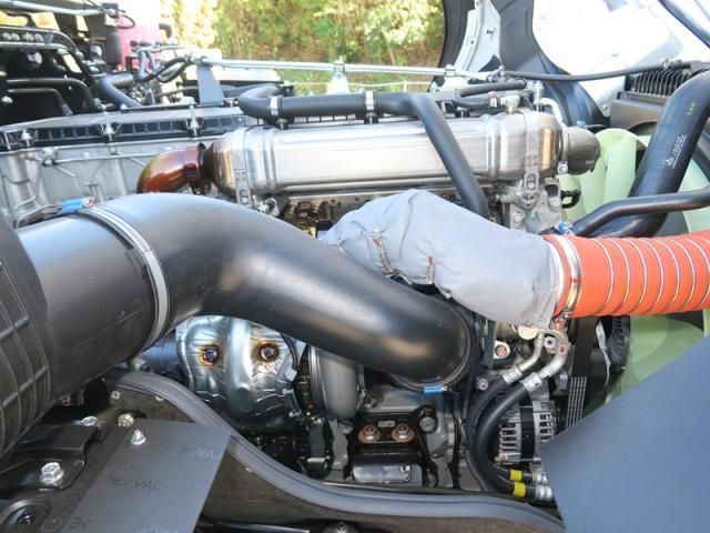 MITSUBISHI FUSOU SUPER GREAT 2025