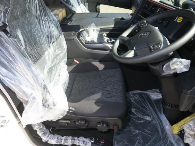 MITSUBISHI FUSOU SUPER GREAT 2025