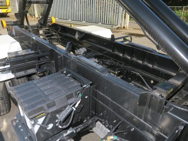 MITSUBISHI FUSOU FIGHTER 2024