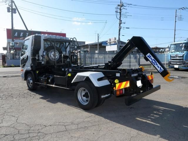 MITSUBISHI FUSOU FIGHTER 2024