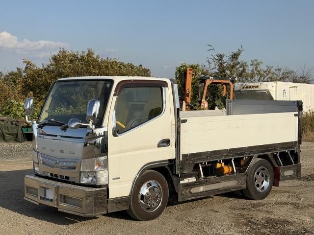 MITSUBISHI CANTER 2016