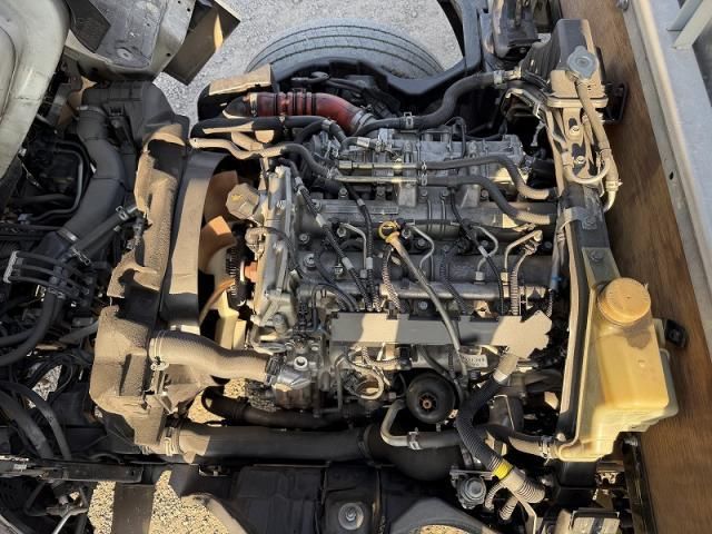 MITSUBISHI CANTER 2016