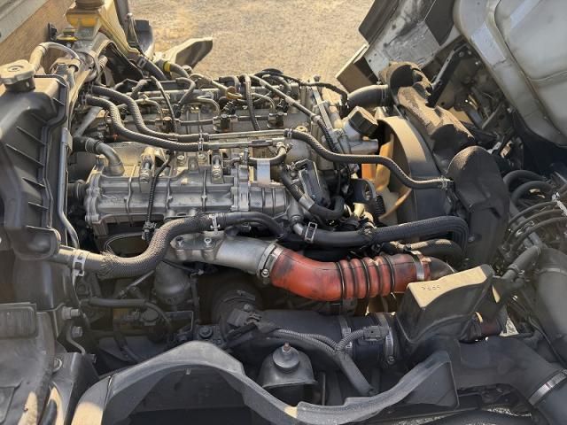 MITSUBISHI CANTER 2016