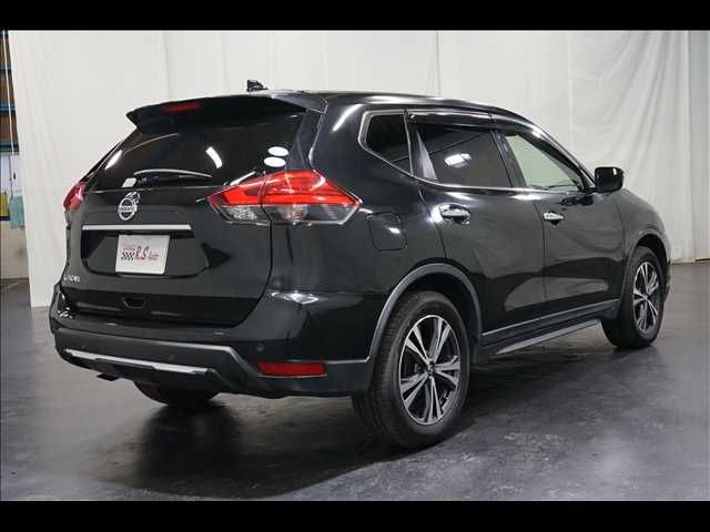 NISSAN X-TRAIL 2WD 2017