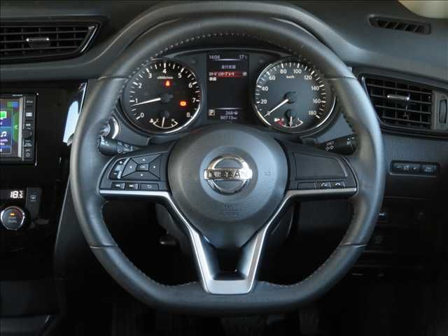 NISSAN X-TRAIL 2WD 2017