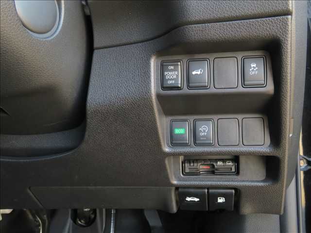 NISSAN X-TRAIL 2WD 2017