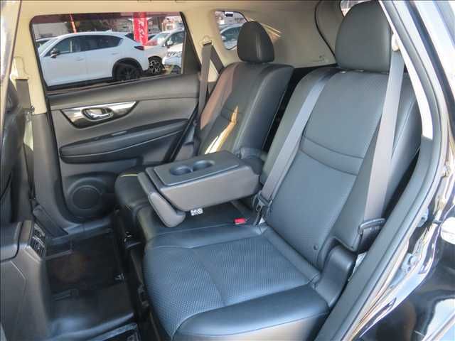 NISSAN X-TRAIL 2WD 2017