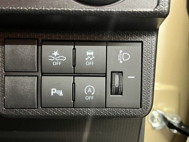 DAIHATSU TANTO FAN CROSS 2022