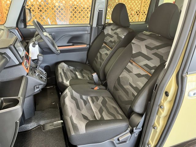 DAIHATSU TANTO FAN CROSS 2022