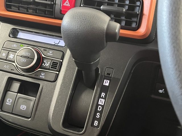 DAIHATSU TANTO FAN CROSS 2022