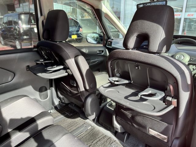 NISSAN SERENA  WG 2022