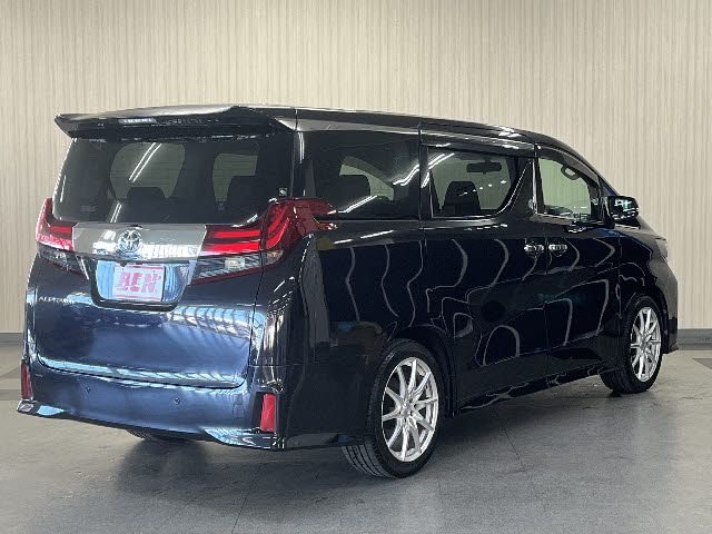 TOYOTA ALPHARD 2016